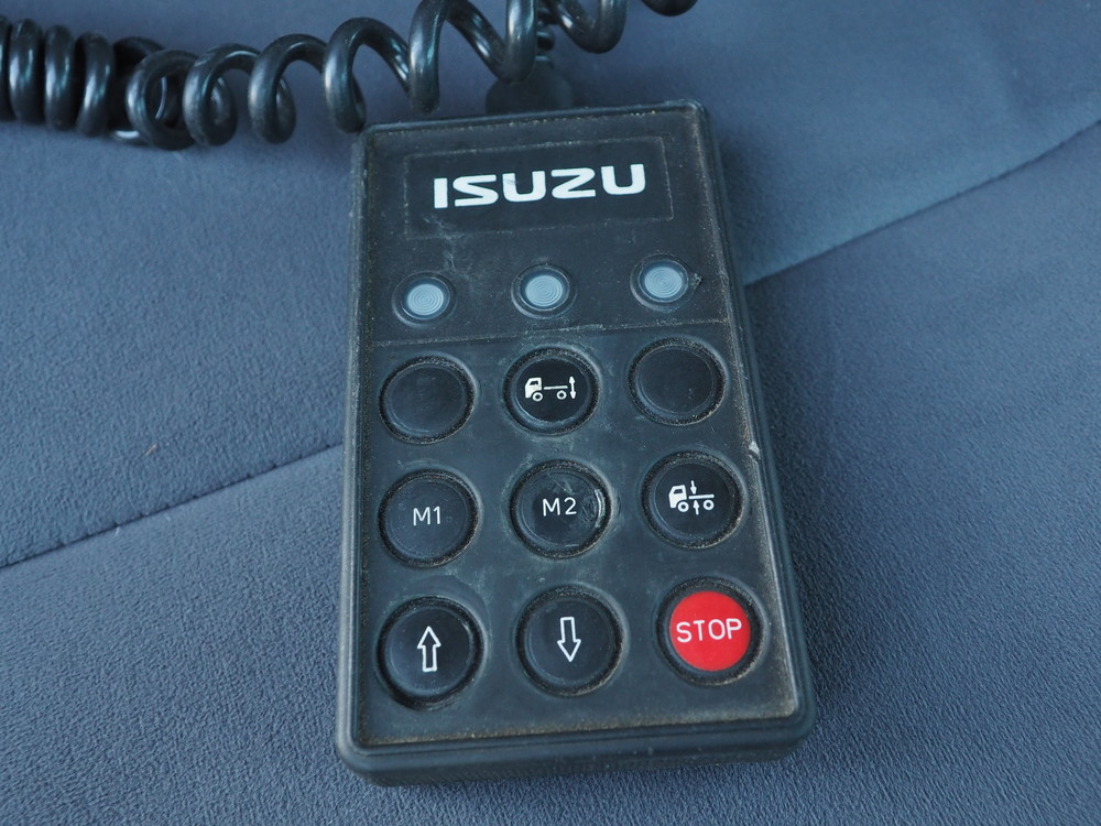 いすゞ フォワード ウイング車 中型 TKG-FRR90T2 年式 H26[写真46]