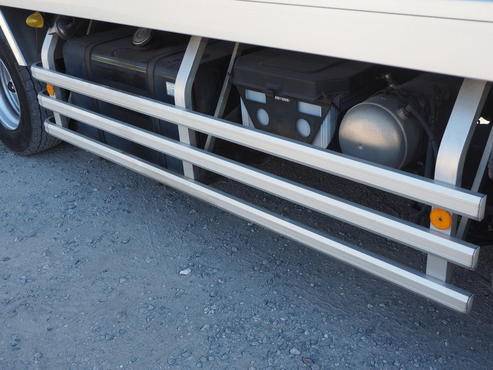 日野 グランドプロフィア 冷凍バン 大型 LKG-FW1EXBG 年式 H23[写真10]