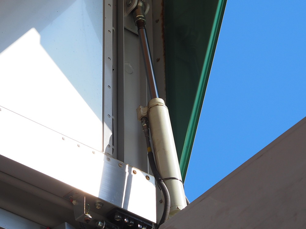 日野 グランドプロフィア ウイング車 大型 QPG-FW1EXEG 年式 H28[写真16]