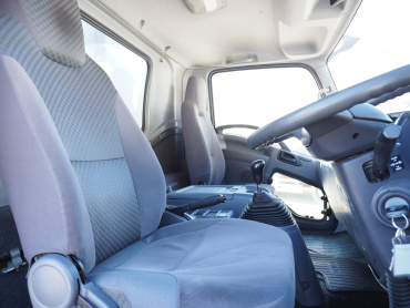 いすゞ フォワード ウイング車 中型 TKG-FRR90T2 年式 H26 [写真20]