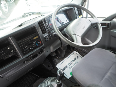 いすゞ フォワード ウイング車 中型 TKG-FRR90S2 年式 H26 [写真35]