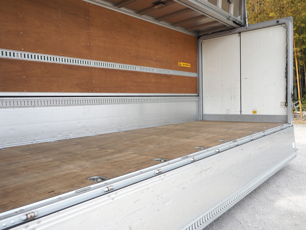 いすゞ フォワード ウイング車 中型 TKG-FRR90T2 年式 H29[写真22]