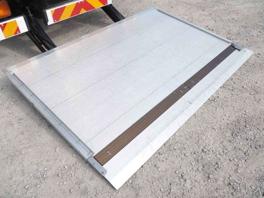 いすゞ フォワード ウイング車 中型 TKG-FRR90T2 年式 H29[写真35]