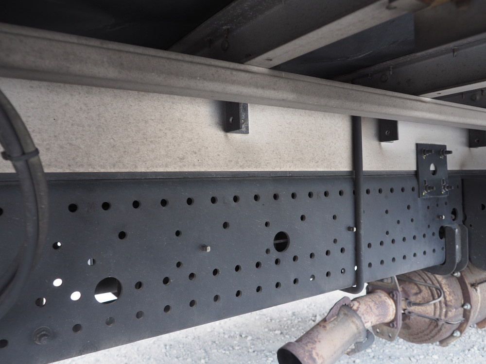 いすゞ フォワード ウイング車 中型 TKG-FRR90T2 年式 H29[写真52]