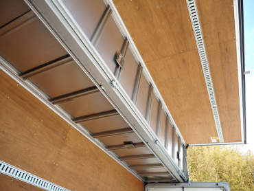 いすゞ フォワード ウイング車 中型 TKG-FRR90T2 年式 H29 [写真23]