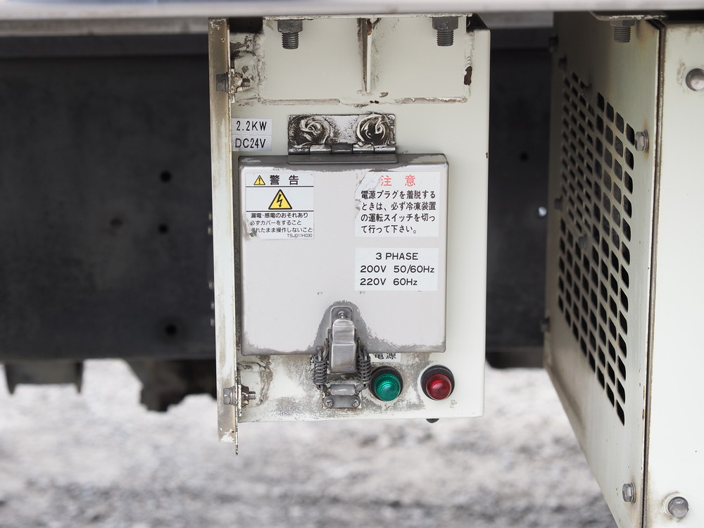 UDトラックス クオン 冷凍バン 大型 PKG-CD4ZA 年式 H21[写真13]