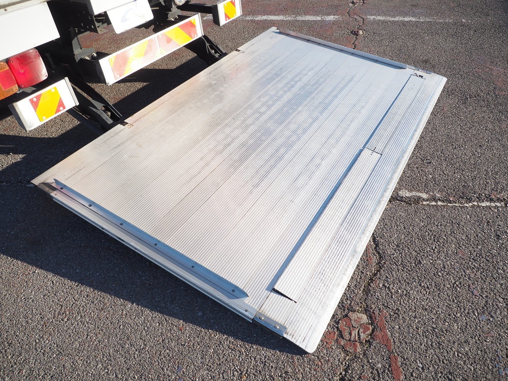 日野 レンジャープロ ウイング車 中型 SKG-FC9JKAA 年式 H24[写真25]