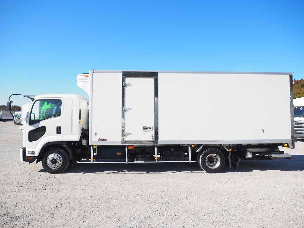 いすゞ フォワード 冷凍バン 中型 TKG-FRR90S2 年式 H27[写真11]