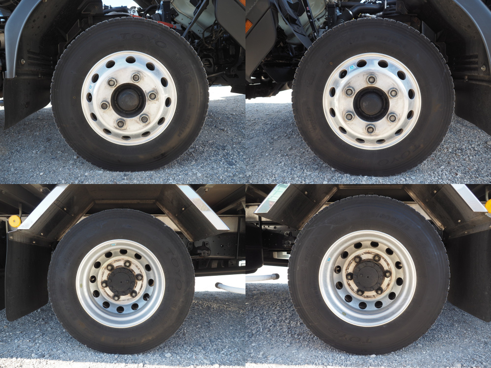 いすゞ フォワード 冷凍バン 中型 TKG-FRR90S2 年式 H27[写真38]