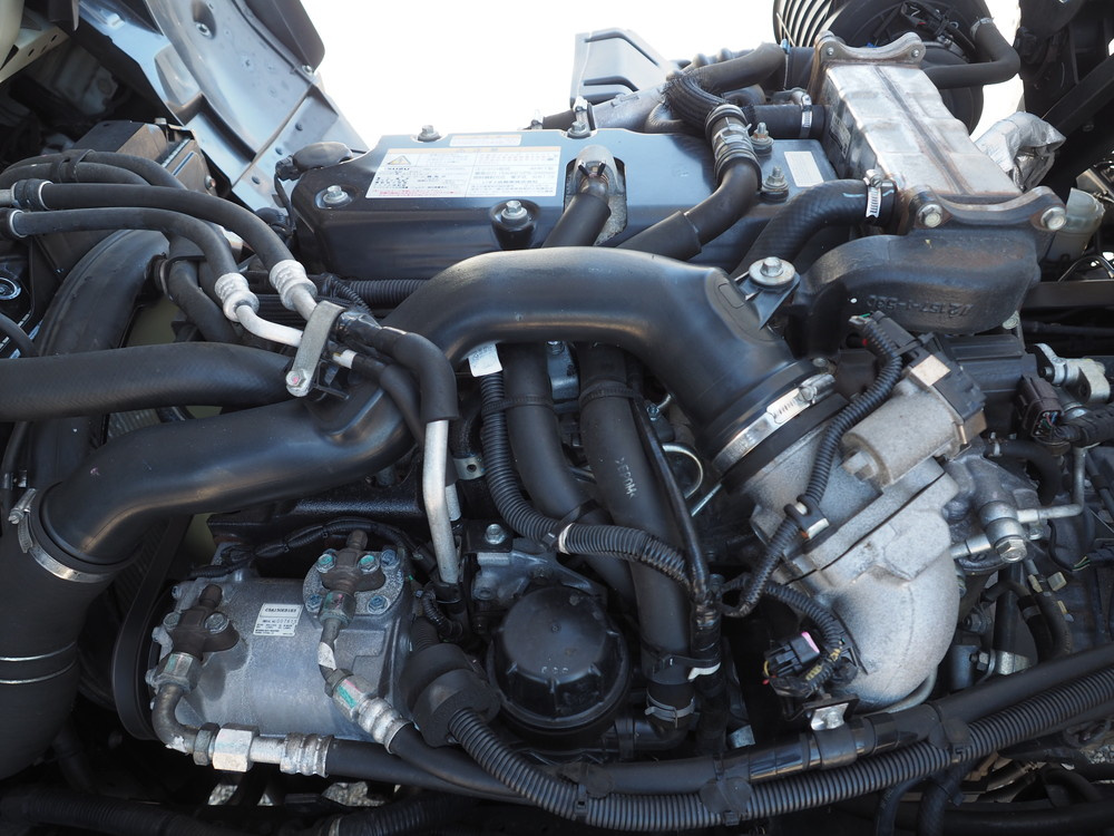 いすゞ フォワード 冷凍バン 中型 TKG-FRR90S2 年式 H27[写真41]