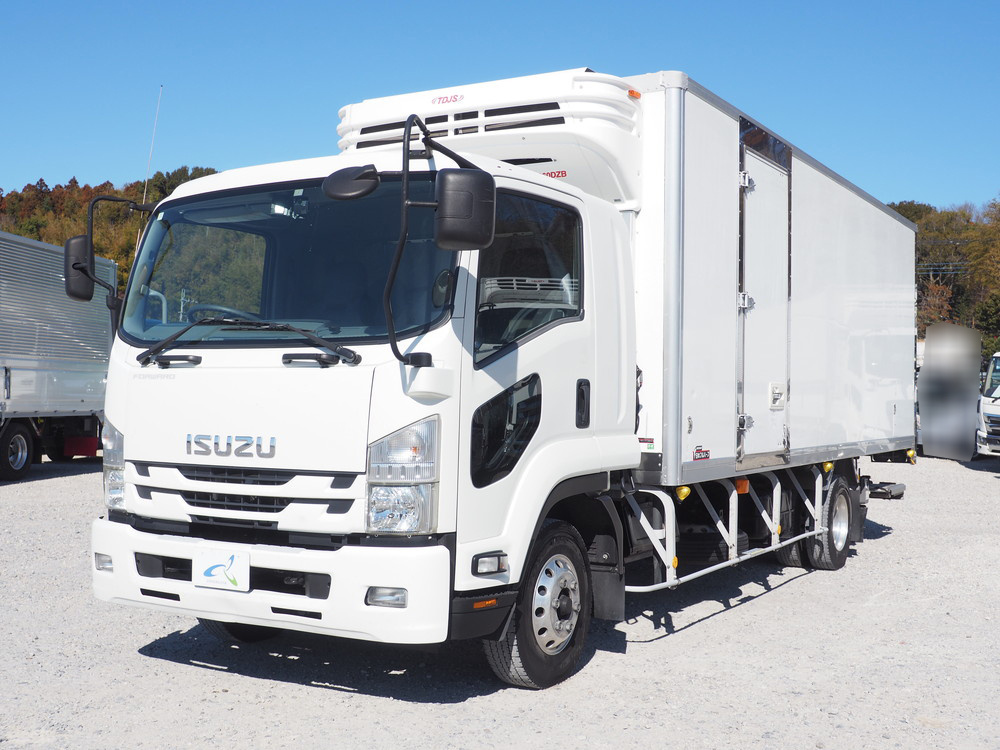 いすゞ フォワード 冷凍バン 中型 TKG-FRR90S2 年式 H27[写真01]