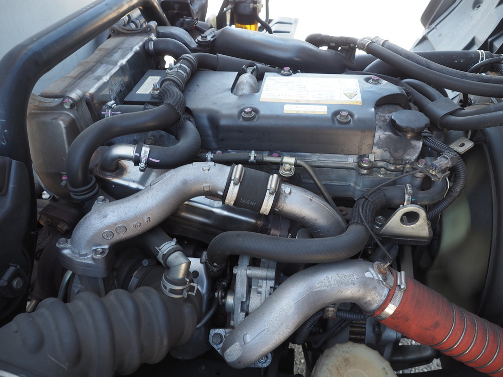 いすゞ フォワード 冷凍バン 中型 TKG-FRR90S2 年式 H27[写真35]