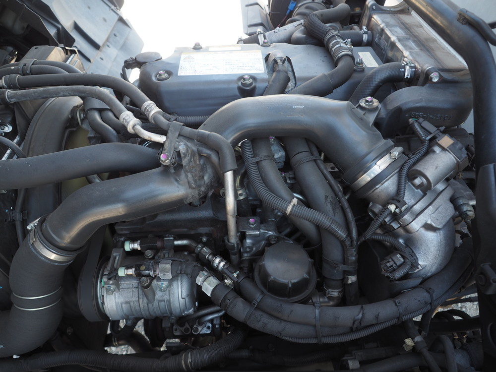 いすゞ フォワード 冷凍バン 中型 TKG-FRR90S2 年式 H27[写真34]