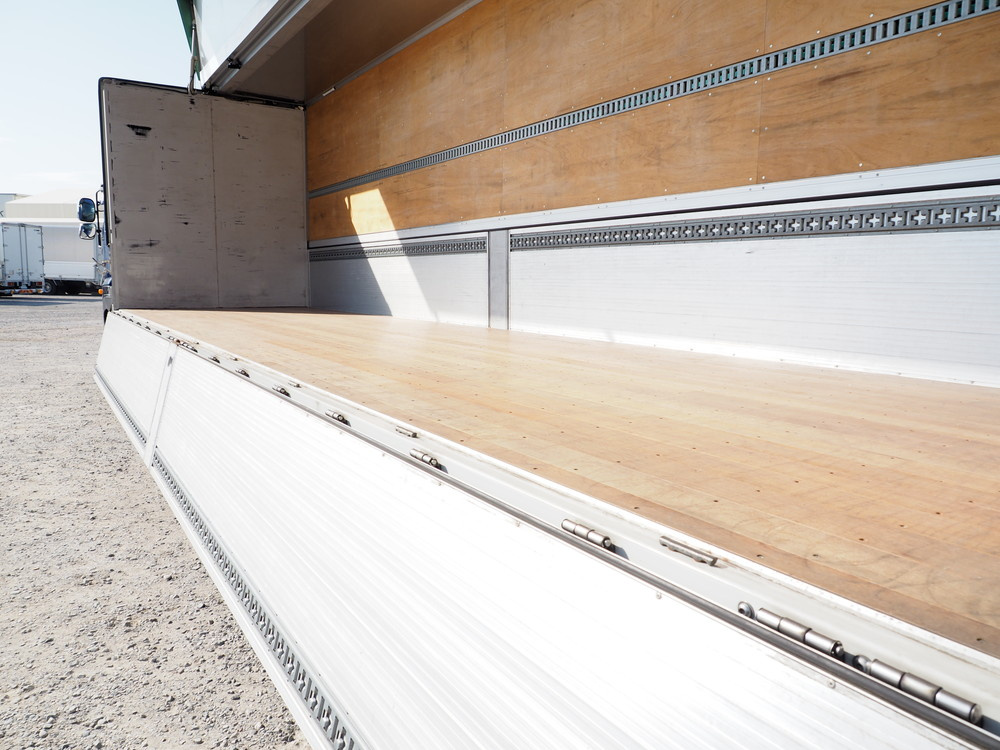 日野 プロフィア ウイング車 大型 2DG-FW1AHG 年式 R1[写真25]