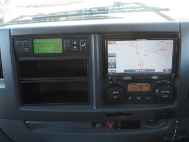いすゞ フォワード 冷凍バン 中型 TKG-FRR90S2 年式 H27 [写真29]