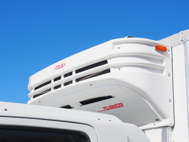 いすゞ フォワード 冷凍バン 中型 TKG-FRR90S2 年式 H27 [写真08]