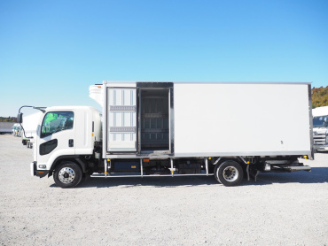 いすゞ フォワード 冷凍バン 中型 TKG-FRR90S2 年式 H27 [写真13]