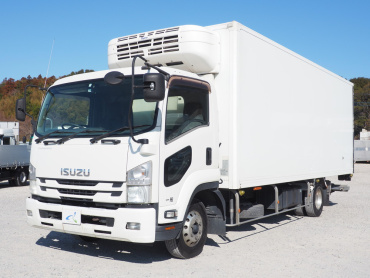 いすゞ フォワード 冷凍バン 中型 TKG-FRR90S2 年式 H27 [写真01]