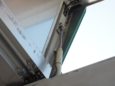 日野 プロフィア ウイング車 大型 2DG-FW1AHG 年式 R1 [写真17]