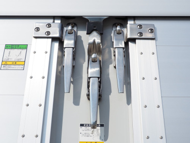 日野 プロフィア ウイング車 大型 2DG-FW1AHG 年式 R1 [写真12]