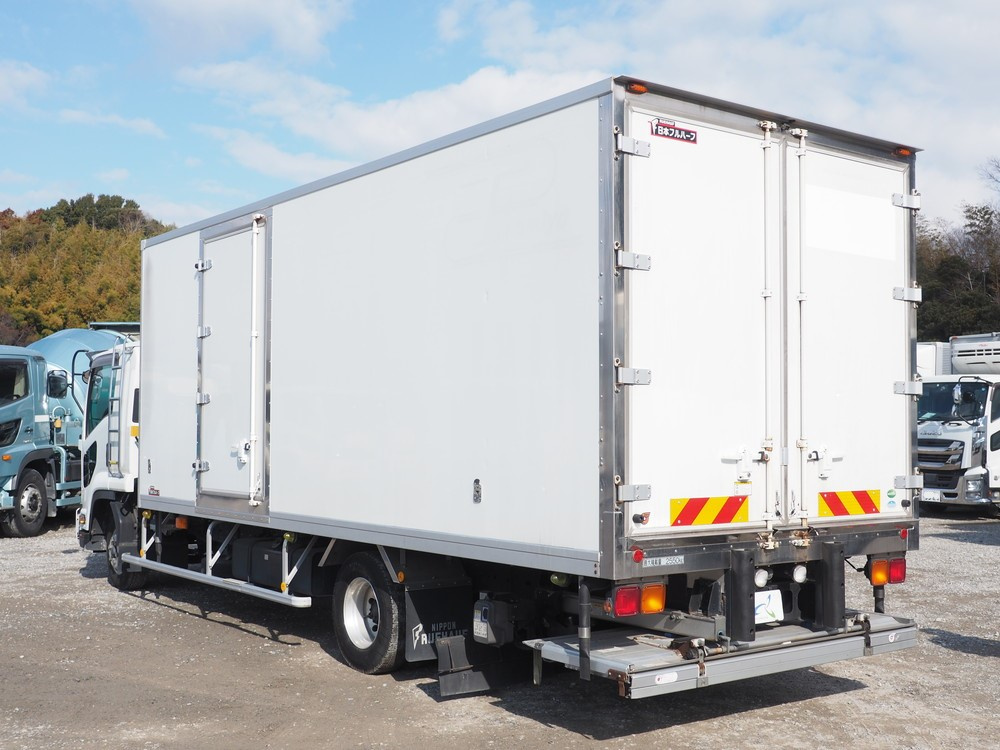 いすゞ フォワード 冷凍バン 中型 TKG-FRR90T2 年式 H29[写真06]