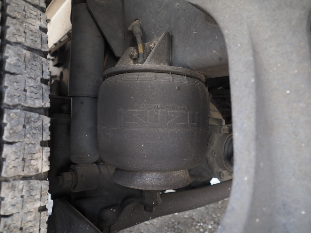 いすゞ フォワード 冷凍バン 中型 TKG-FRR90T2 年式 H29[写真35]