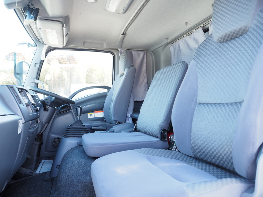 いすゞ フォワード ウイング車 中型 TKG-FRR90T2 年式 H29[写真37]