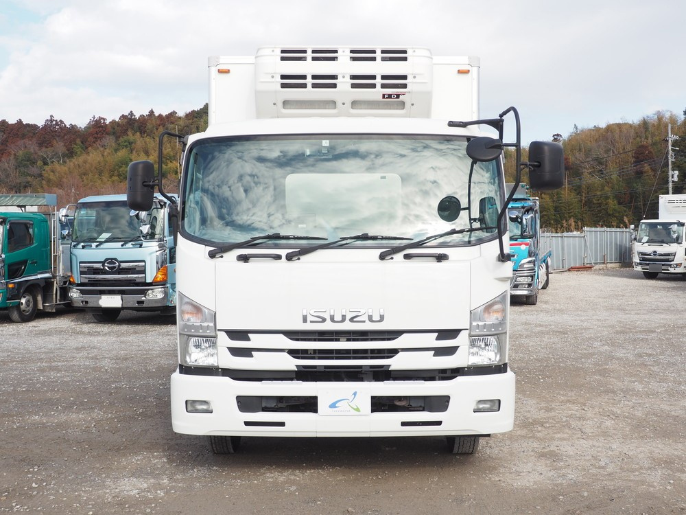 いすゞ フォワード 冷凍バン 中型 TKG-FRR90T2 年式 H29[写真02]