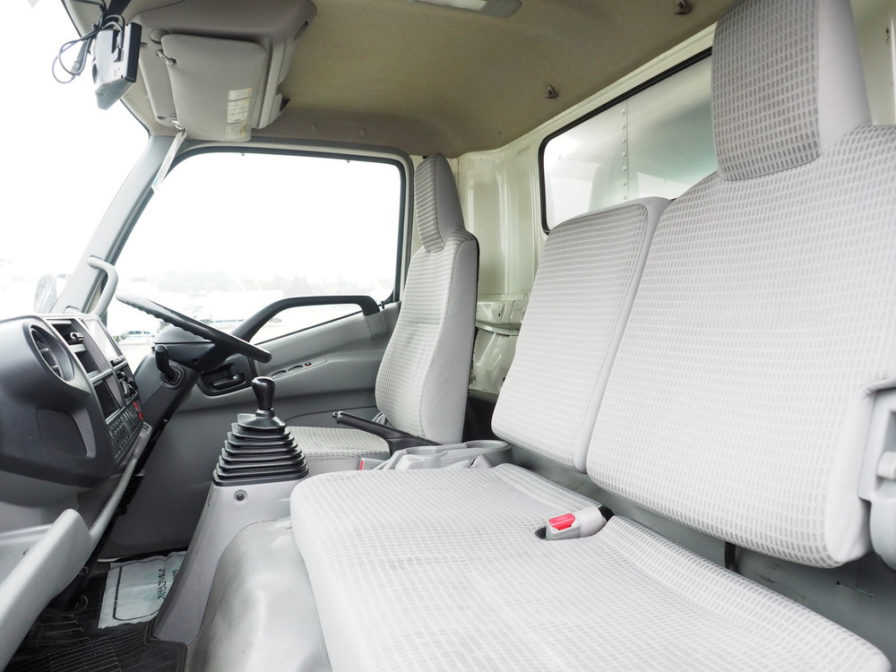 日野 デュトロ バン車 小型 TKG-XZU710M 年式 H26[写真27]