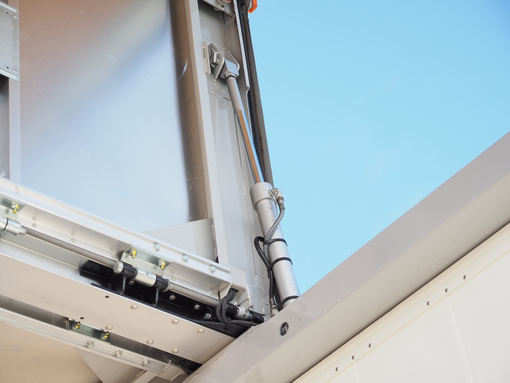 いすゞ フォワード ウイング車 中型 TKG-FRR90T2 年式 H29[写真18]