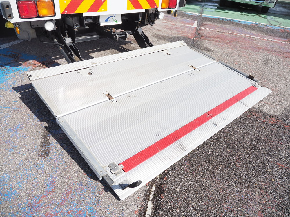 いすゞ フォワード ウイング車 中型 TKG-FRR90T2 年式 H29[写真25]