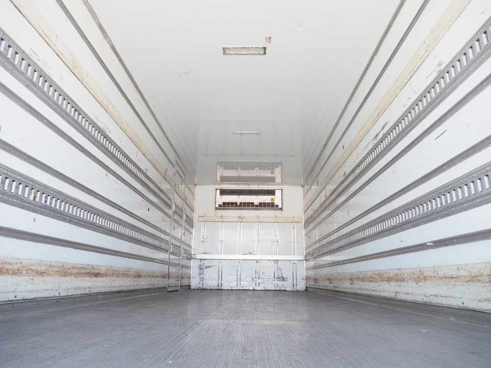 いすゞ フォワード 冷凍バン 中型 TKG-FRR90T2 年式 H26[写真17]