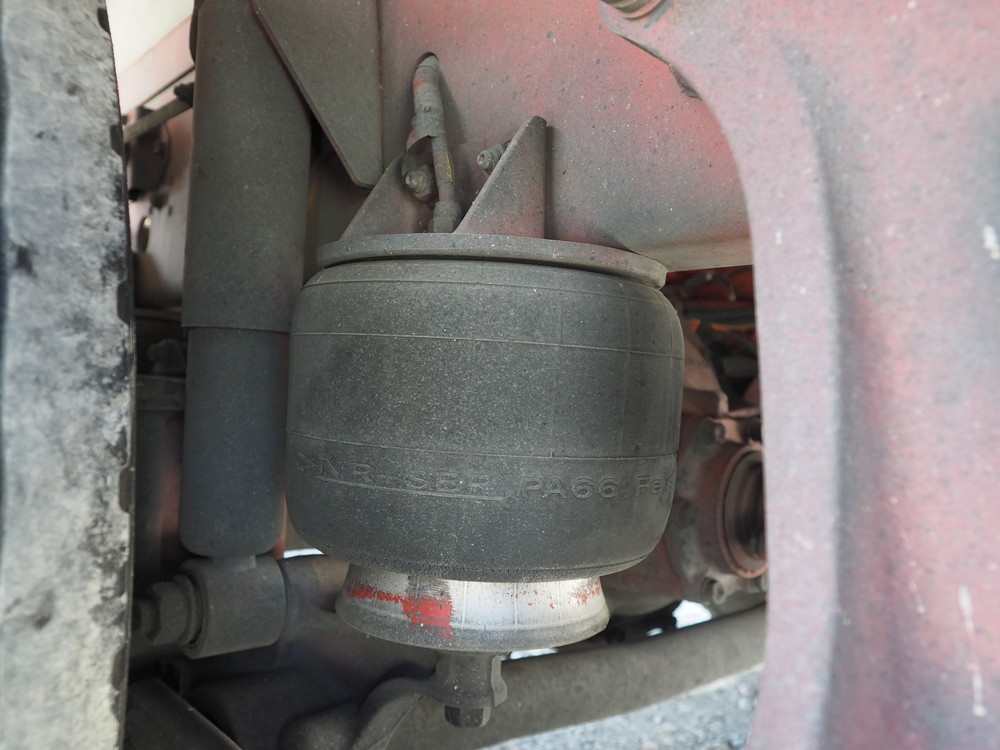 いすゞ フォワード 冷凍バン 中型 TKG-FRR90T2 年式 H26[写真31]