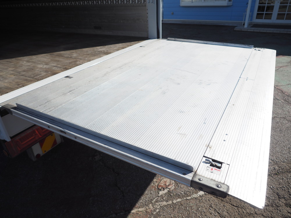 三菱ふそう ファイター ウイング車 中型 TKG-FK61F 年式 H28[写真30]