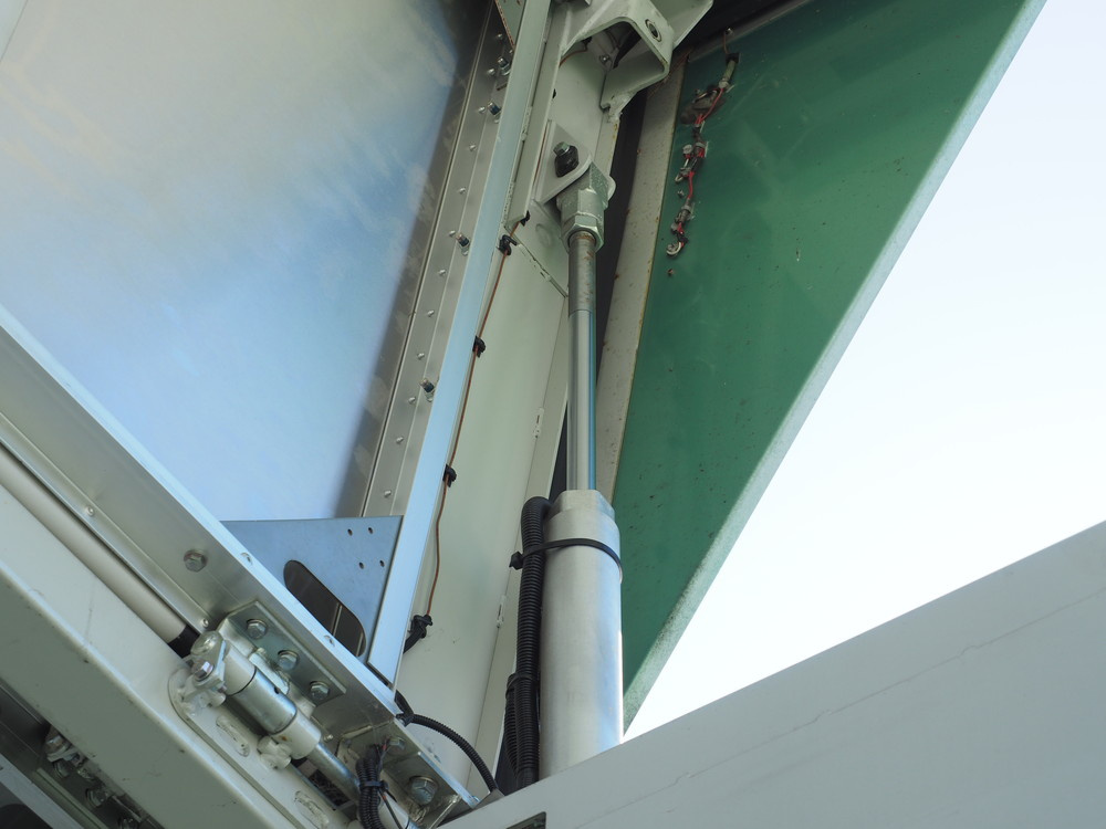 三菱ふそう ファイター ウイング車 中型 TKG-FK61F 年式 H28[写真13]