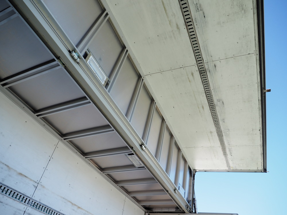 三菱ふそう ファイター ウイング車 中型 TKG-FK61F 年式 H28[写真22]