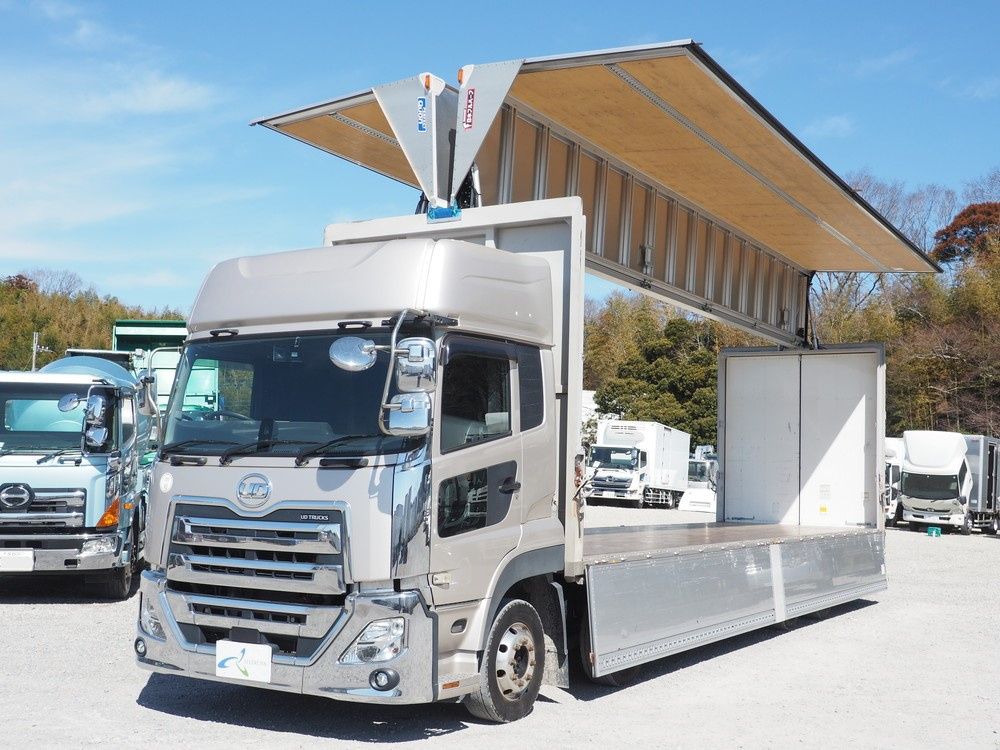 UDトラックス クオン ウイング車 大型 2PG-CG5CA 年式 R1[写真03]