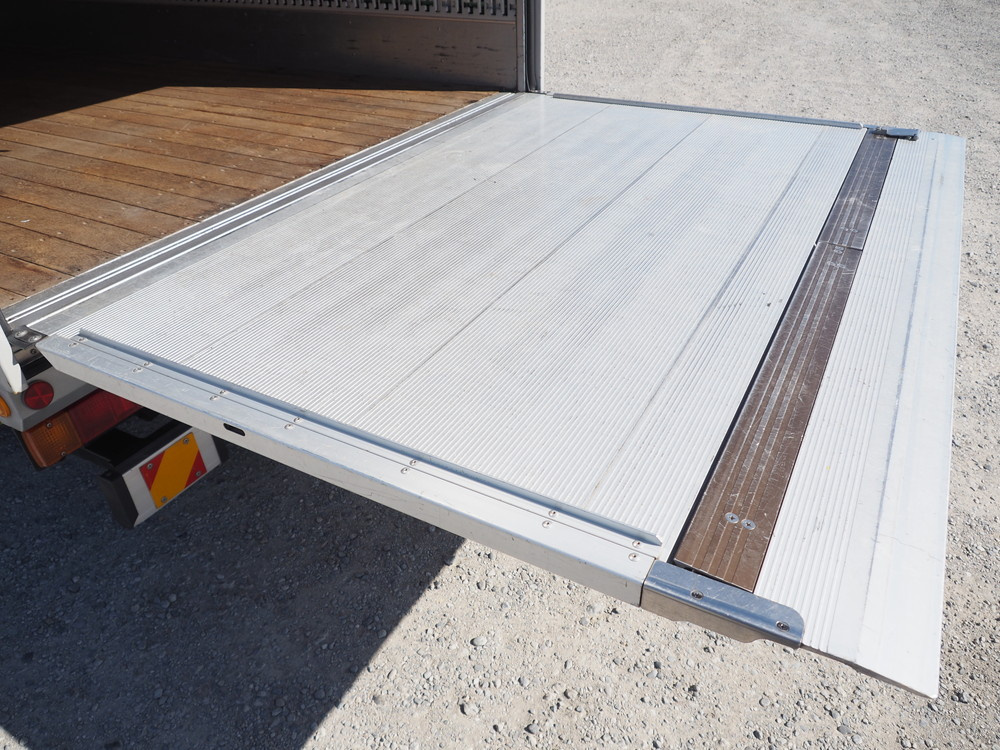 日野 デュトロ バン車 小型 TKG-XZU710M 年式 H26[写真18]