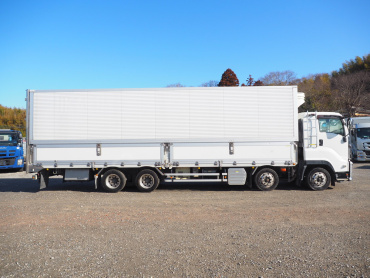 いすゞ ギガ 冷凍ウイング 大型 QKG-CYJ77B 年式 H29[写真13]