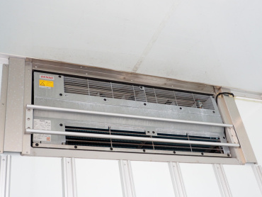 いすゞ フォワード 冷凍バン 中型 TKG-FRR90T2 年式 H29 [写真17]