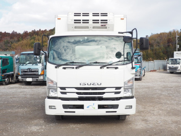 いすゞ フォワード 冷凍バン 中型 TKG-FRR90T2 年式 H29 [写真02]