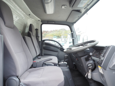 いすゞ エルフ バン車 小型 TKG-NPR85AN 年式 H25[写真15]