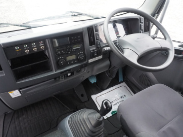 いすゞ フォワード 冷凍バン 中型 TKG-FRR90S2 年式 H27 [写真23]