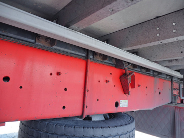 いすゞ ギガ 冷凍ウイング 大型 QKG-CYJ77A 年式 H27[写真61]