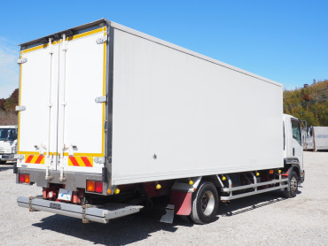 いすゞ フォワード 冷凍バン 中型 TKG-FRR90T2 年式 H26 [写真04]