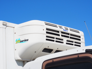 いすゞ フォワード 冷凍バン 中型 TKG-FRR90T2 年式 H26 [写真07]