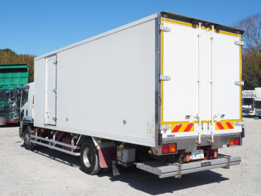 いすゞ フォワード 冷凍バン 中型 TKG-FRR90T2 年式 H26 [写真06]