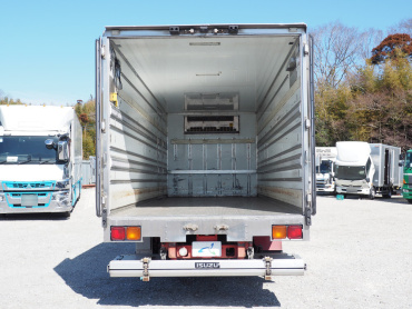 いすゞ フォワード 冷凍バン 中型 TKG-FRR90T2 年式 H26 [写真16]