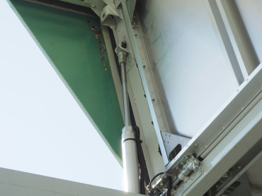 三菱ふそう ファイター ウイング車 中型 TKG-FK61F 年式 H28 [写真18]