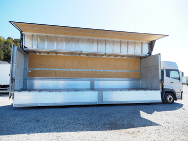 UDトラックス クオン ウイング車 大型 2PG-CG5CA 年式 R1 [写真13]